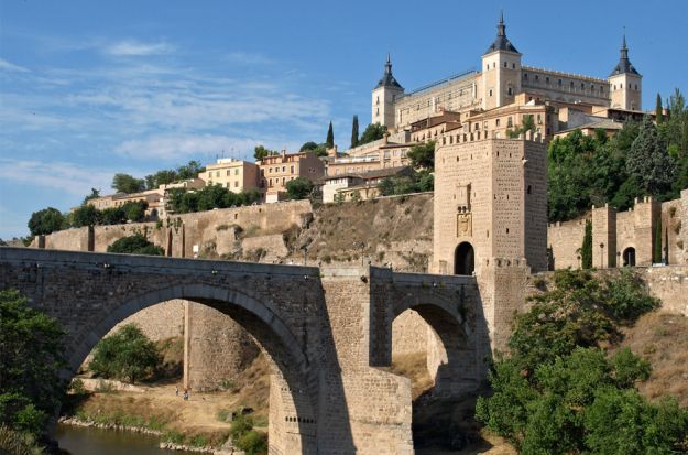 Toledo, the Imperial City of the Three Cultures - Julià Travel