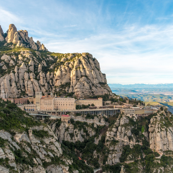 Discover Montserrat: Morning tour from Barcelona